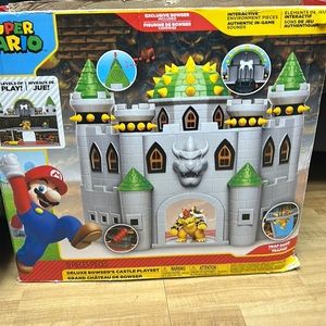 Super Mario deluxe bowsers castle play set used
